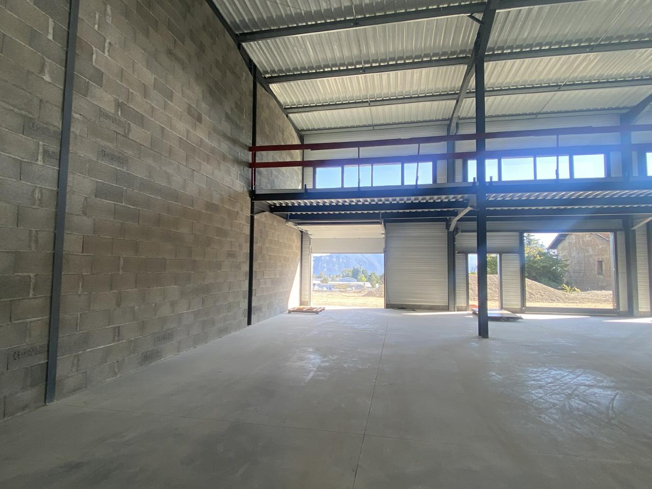 Local d'activité Voiron 818m² Location local d'activité Voiron Isère OLACT2420779 5
